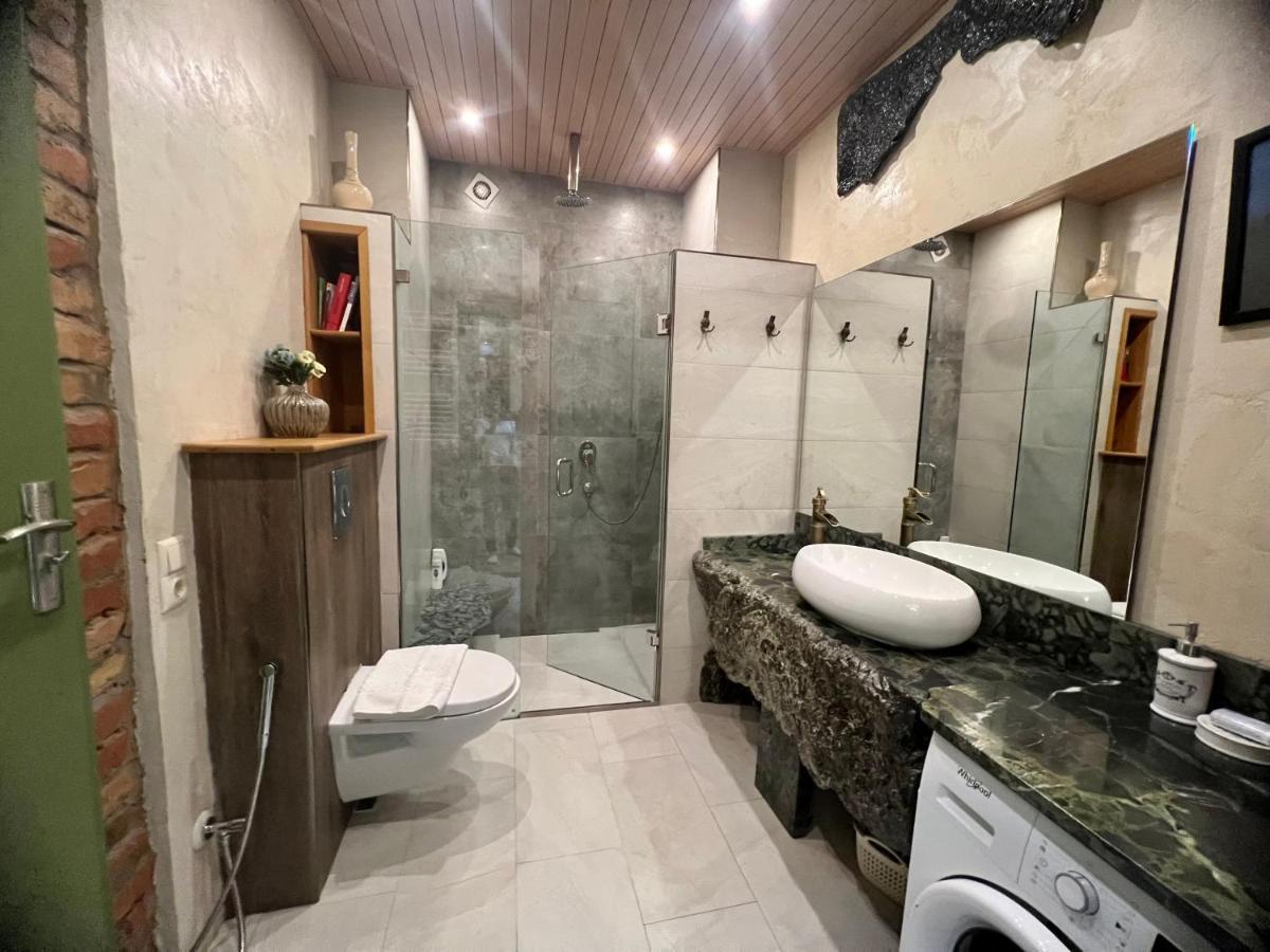 T2&T3 Apartments Levanto Тбілісі Екстер'єр фото